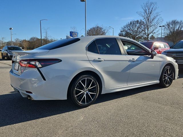 2022 Toyota Camry SE