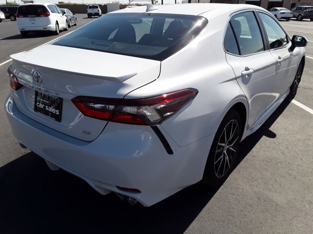 2022 Toyota Camry 