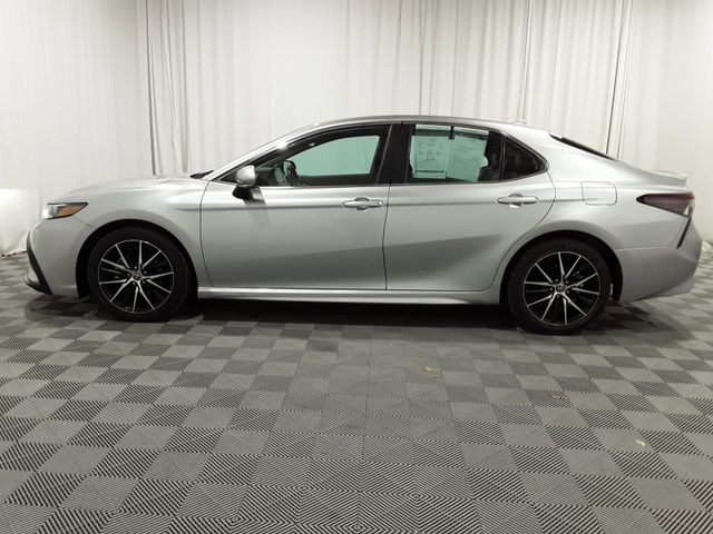2022 Toyota Camry 