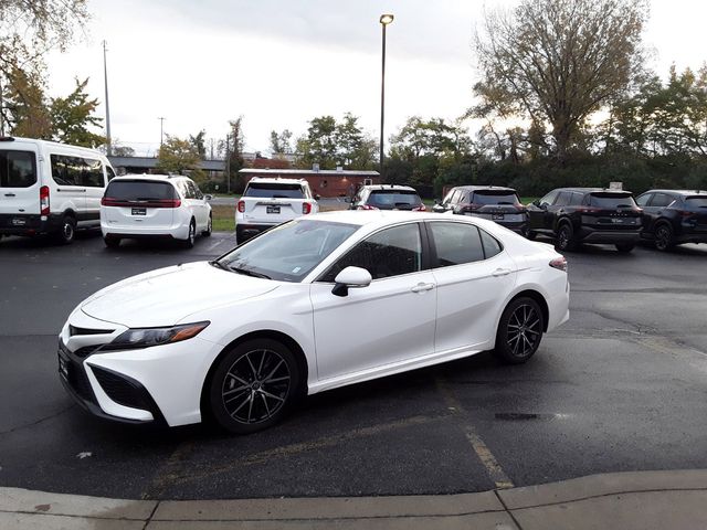 2022 Toyota Camry 