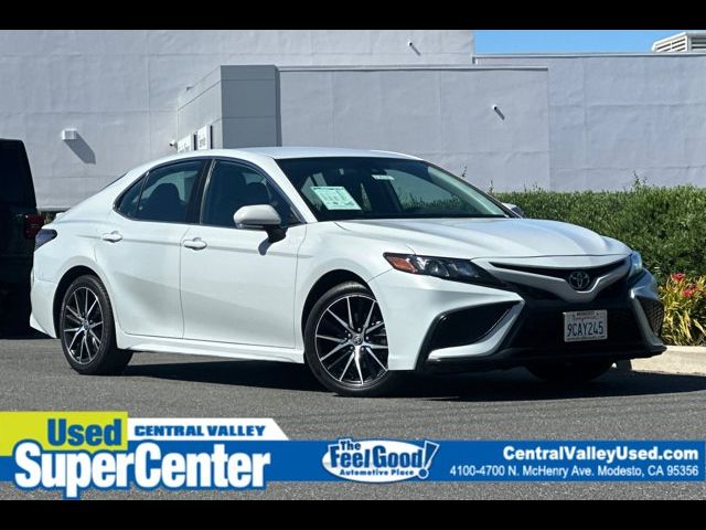 2022 Toyota Camry 