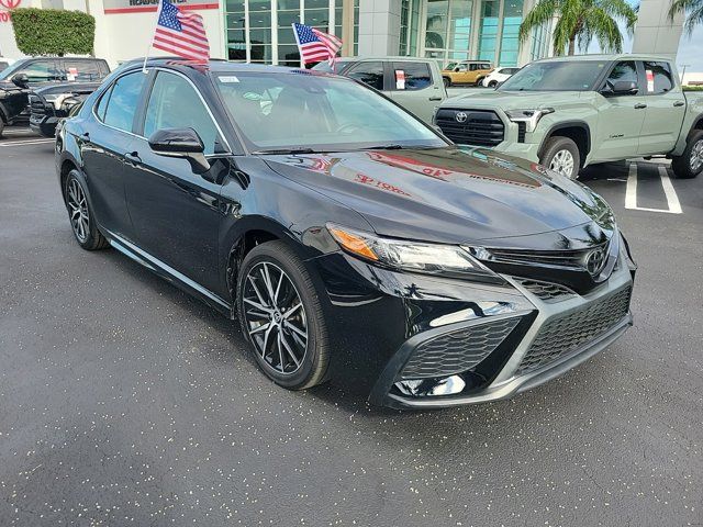 2022 Toyota Camry 