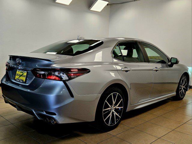 2022 Toyota Camry SE Nightshade