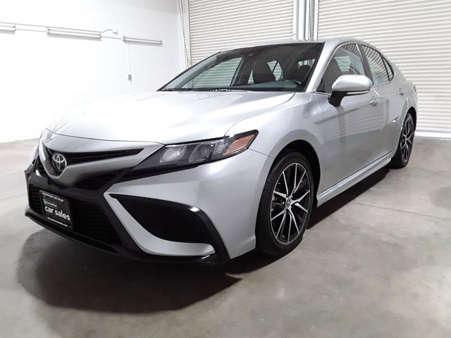 2022 Toyota Camry 