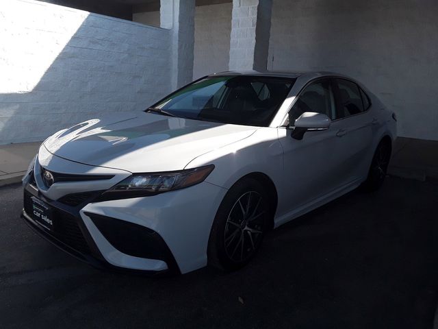 2022 Toyota Camry 