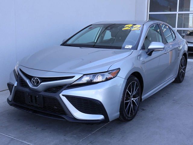 2022 Toyota Camry 