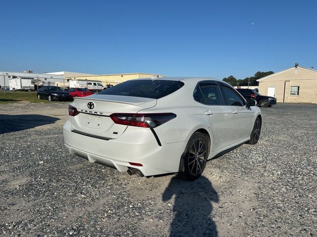 2022 Toyota Camry SE