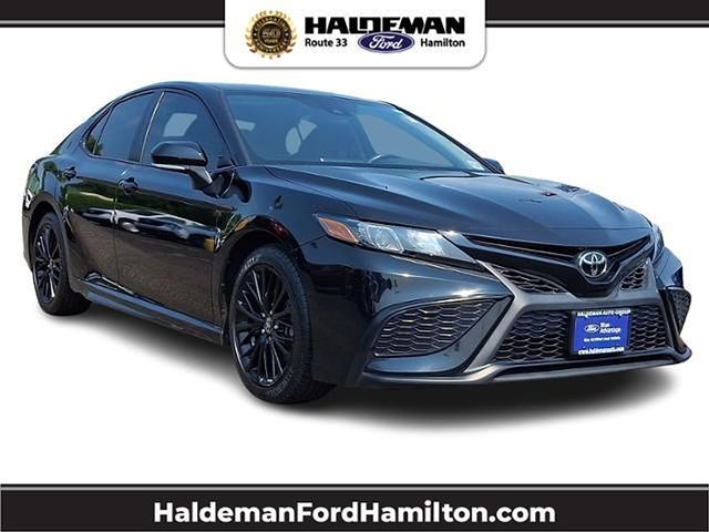 2022 Toyota Camry 