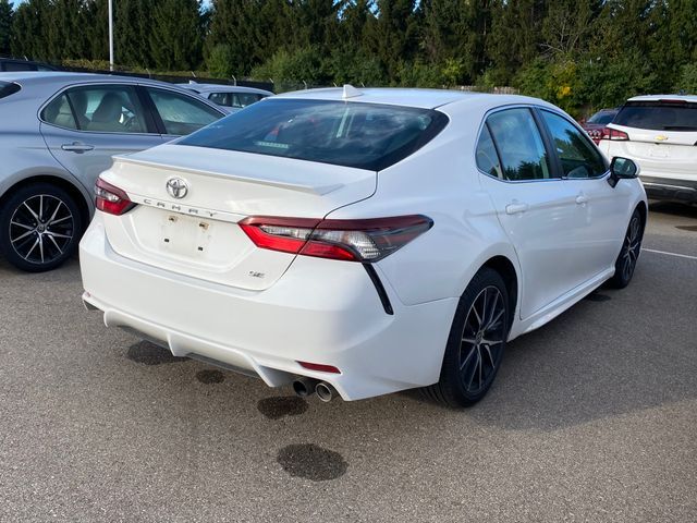 2022 Toyota Camry SE