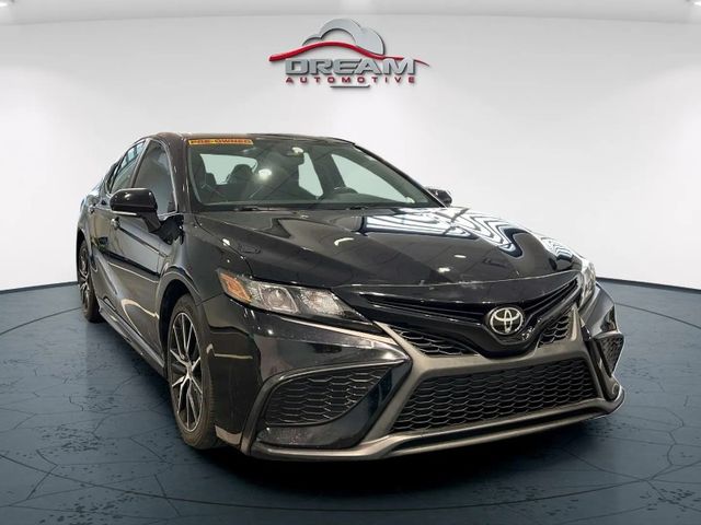 2022 Toyota Camry 