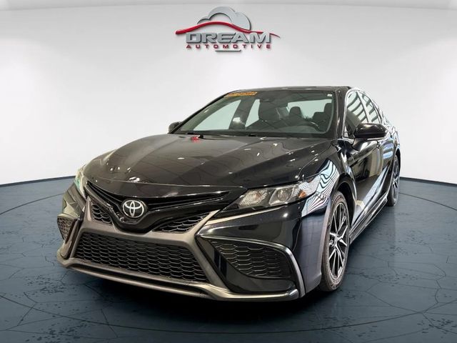 2022 Toyota Camry 