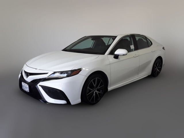 2022 Toyota Camry 