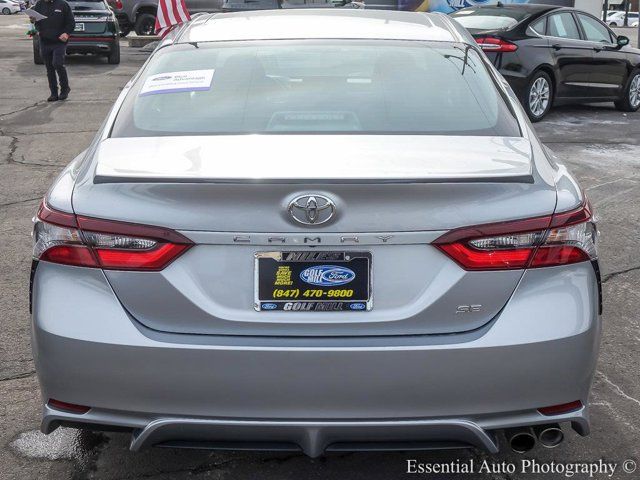 2022 Toyota Camry SE Nightshade