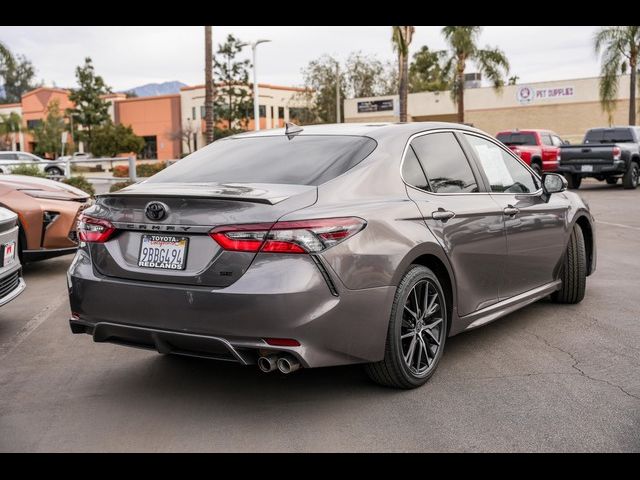 2022 Toyota Camry SE