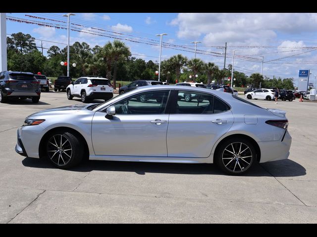 2022 Toyota Camry SE Nightshade