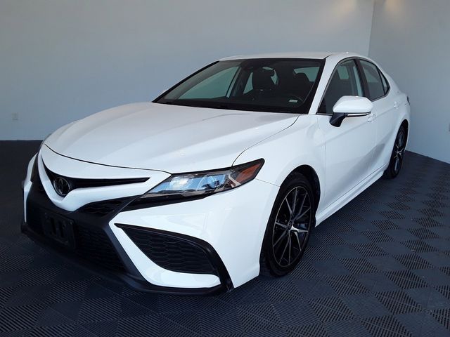 2022 Toyota Camry 