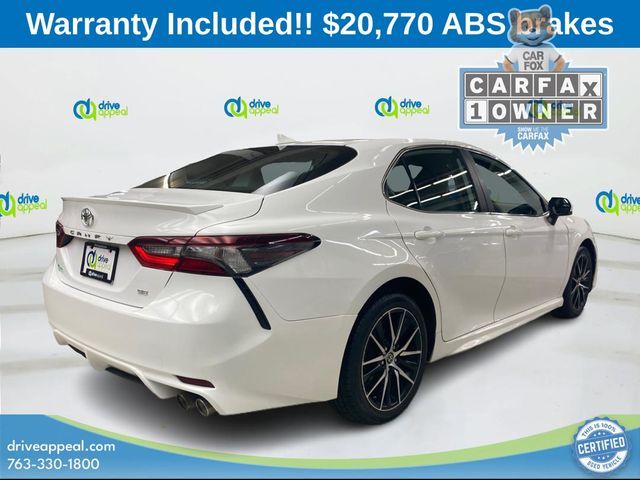 2022 Toyota Camry SE