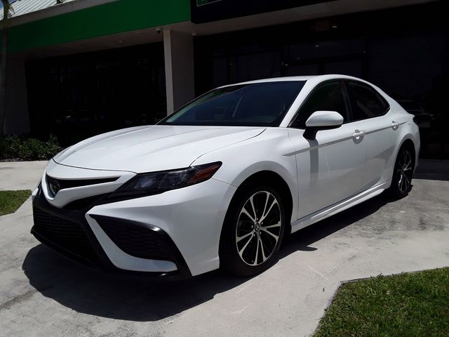 2022 Toyota Camry 