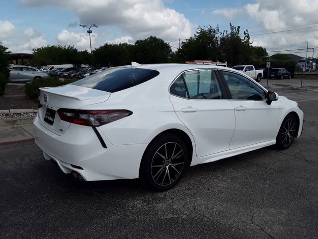 2022 Toyota Camry 