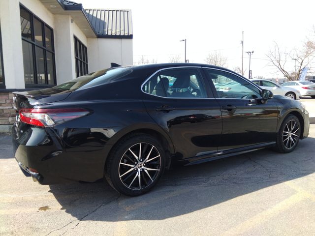 2022 Toyota Camry 