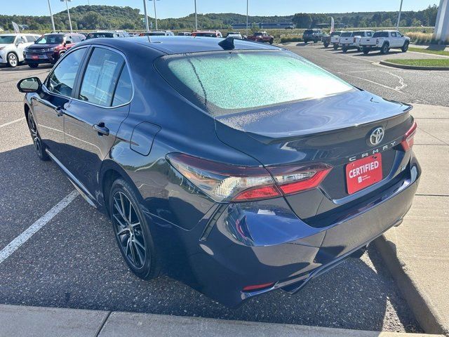 2022 Toyota Camry SE