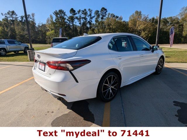 2022 Toyota Camry 