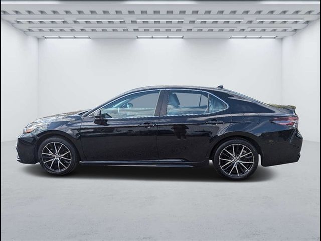 2022 Toyota Camry SE Nightshade