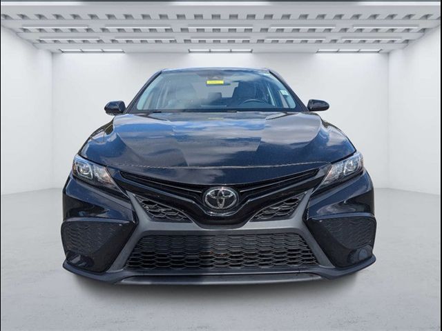 2022 Toyota Camry SE Nightshade