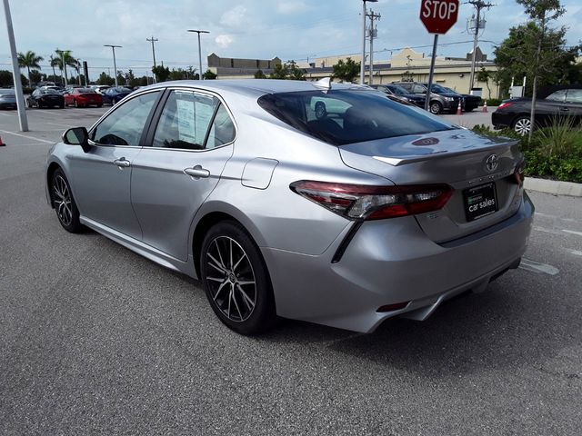 2022 Toyota Camry 