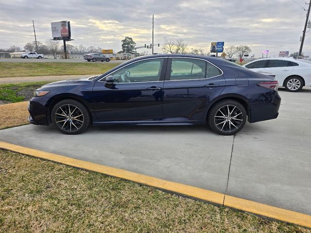 2022 Toyota Camry 