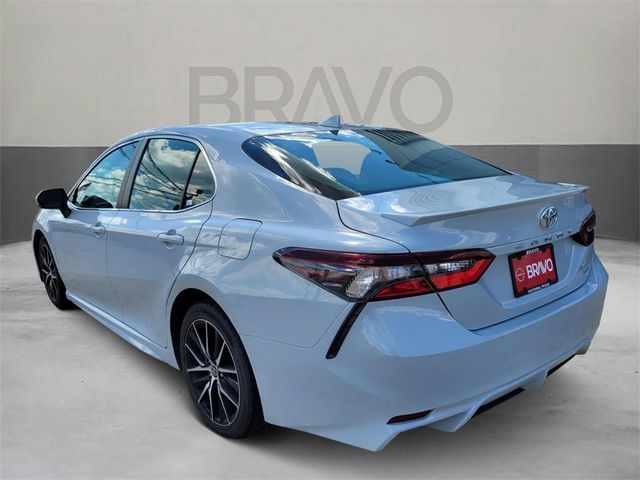 2022 Toyota Camry SE Nightshade