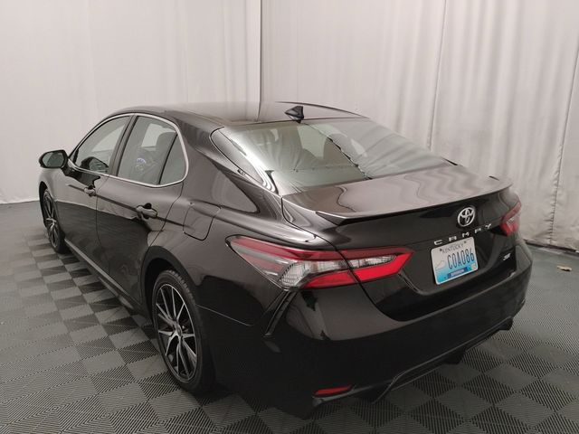 2022 Toyota Camry 