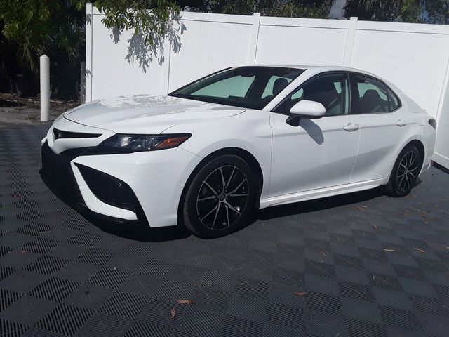 2022 Toyota Camry 