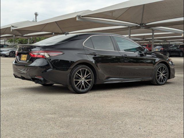 2022 Toyota Camry 