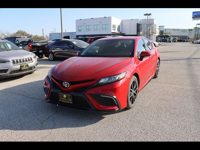 2022 Toyota Camry SE