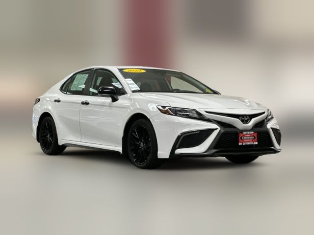 2022 Toyota Camry SE Nightshade