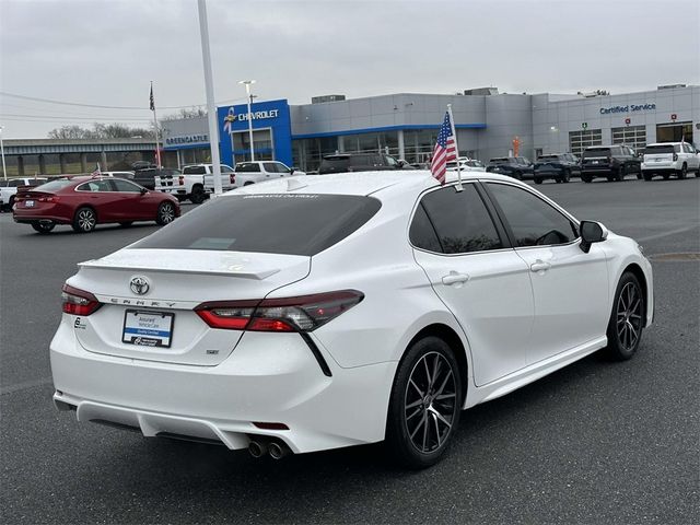 2022 Toyota Camry SE