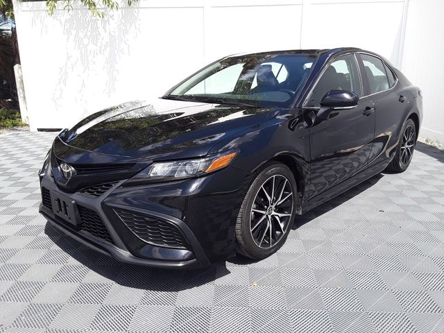 2022 Toyota Camry 