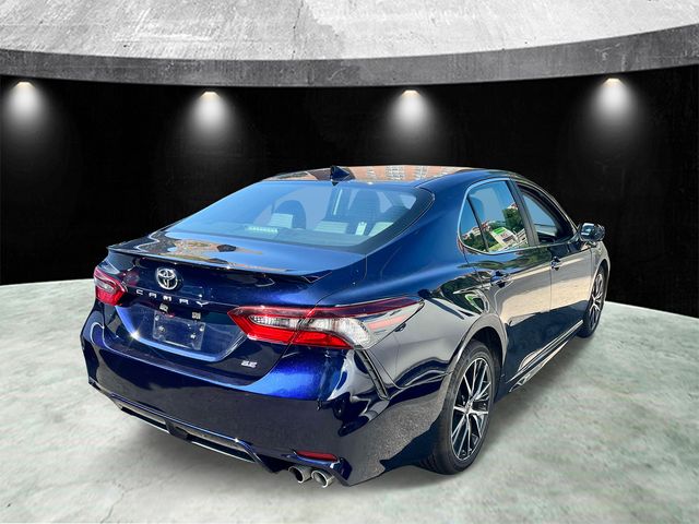 2022 Toyota Camry SE Nightshade