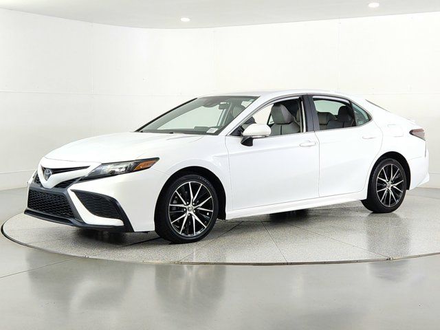 2022 Toyota Camry 