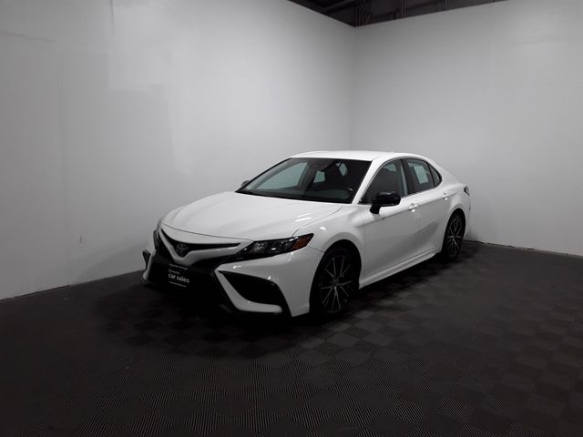 2022 Toyota Camry 