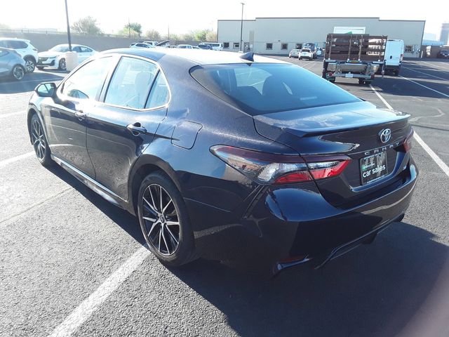 2022 Toyota Camry SE