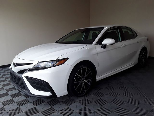 2022 Toyota Camry 