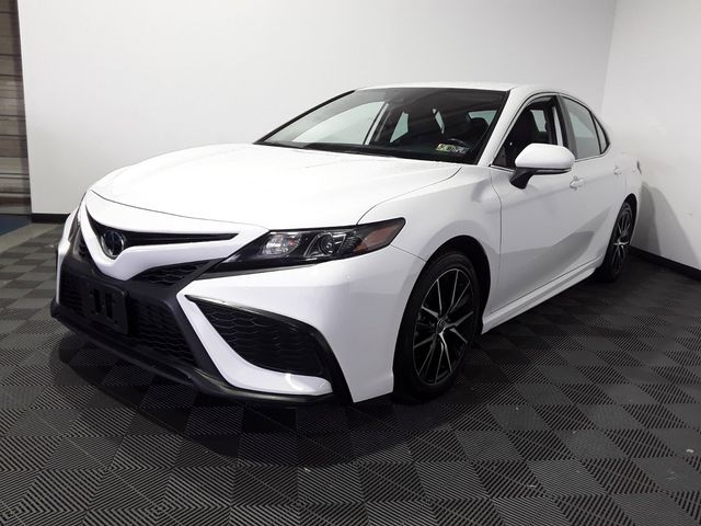 2022 Toyota Camry 