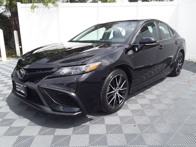 2022 Toyota Camry 