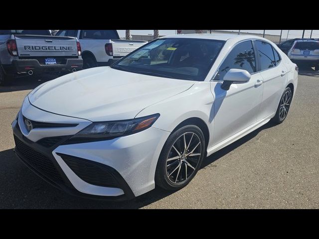 2022 Toyota Camry 