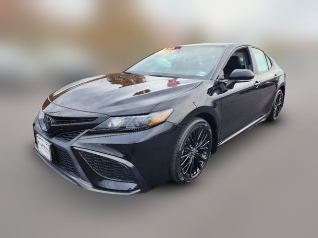 2022 Toyota Camry SE Nightshade