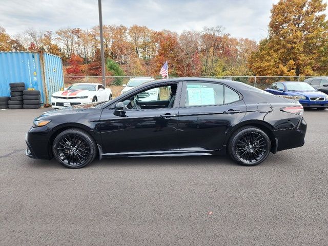 2022 Toyota Camry SE Nightshade