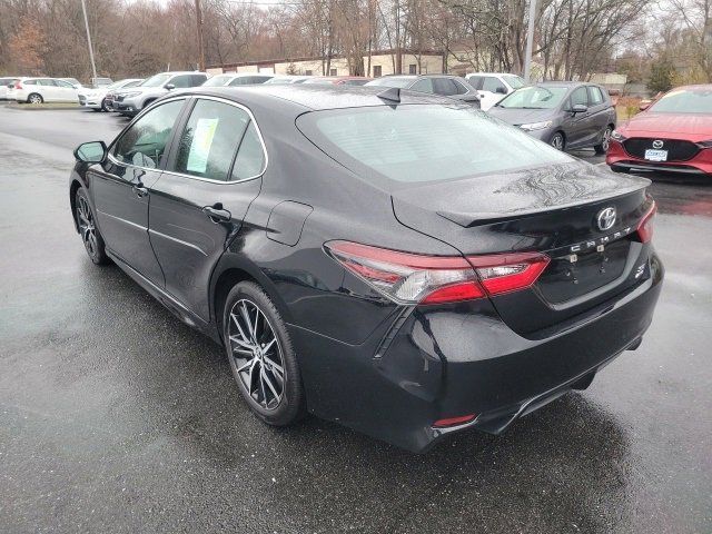 2022 Toyota Camry SE Nightshade
