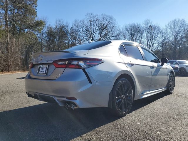 2022 Toyota Camry SE